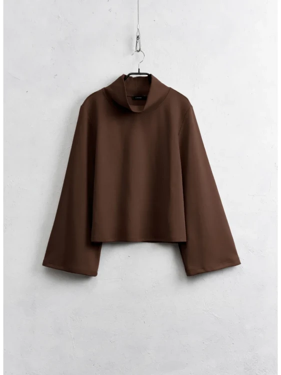 maglia-con-collo-alto- (3).webp