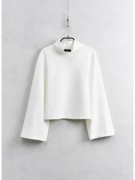 maglia-con-collo-alto- (1).webp